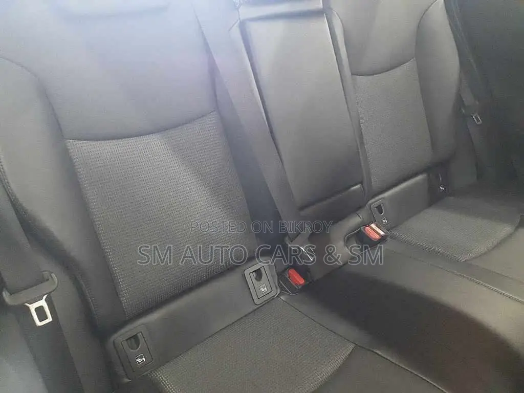 New Toyota Corolla Cross 2026 Gray