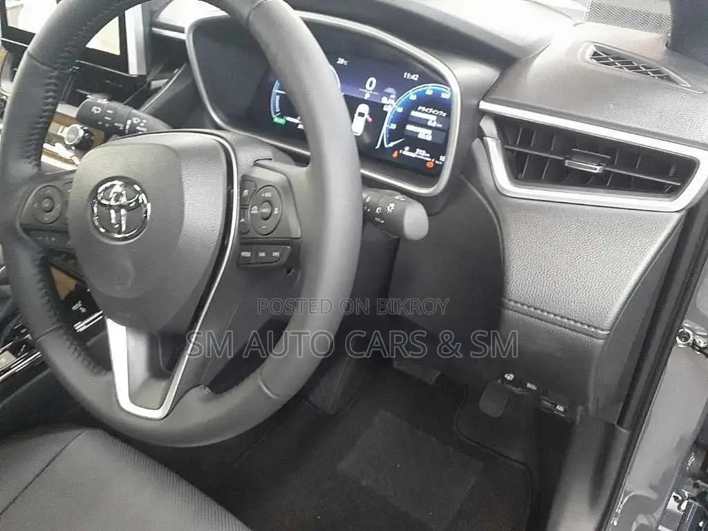 New Toyota Corolla Cross 2026 Gray