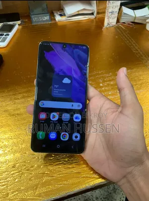 স্যামসাং গ্যালাক্সি এস২১ ৫জি ১২৮ জিবি ব্ল্যাক