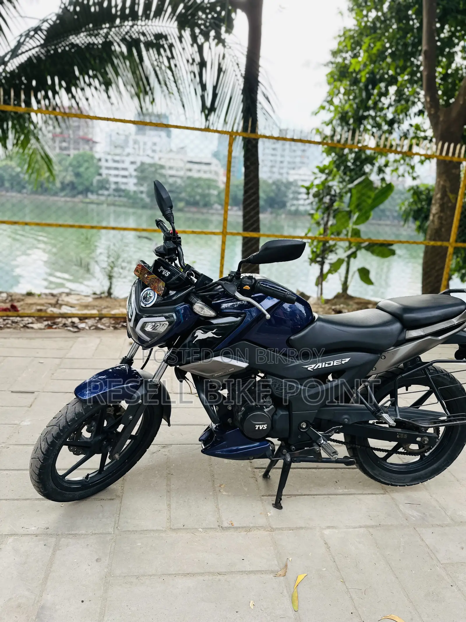 টিভিএস রাইডার ১২৫ ২০২২ নীল