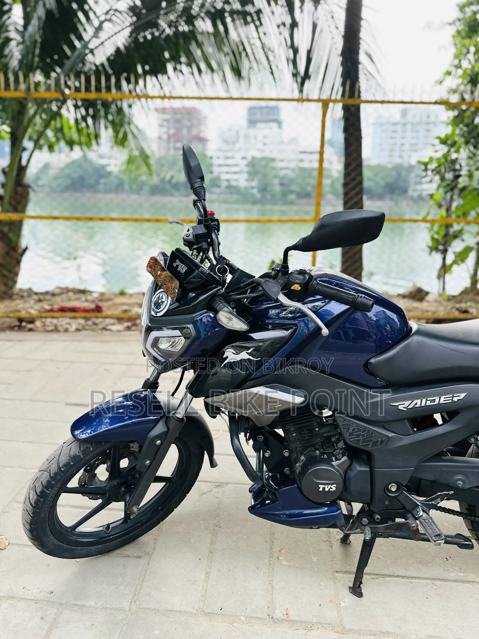 টিভিএস রাইডার ১২৫ ২০২২ নীল