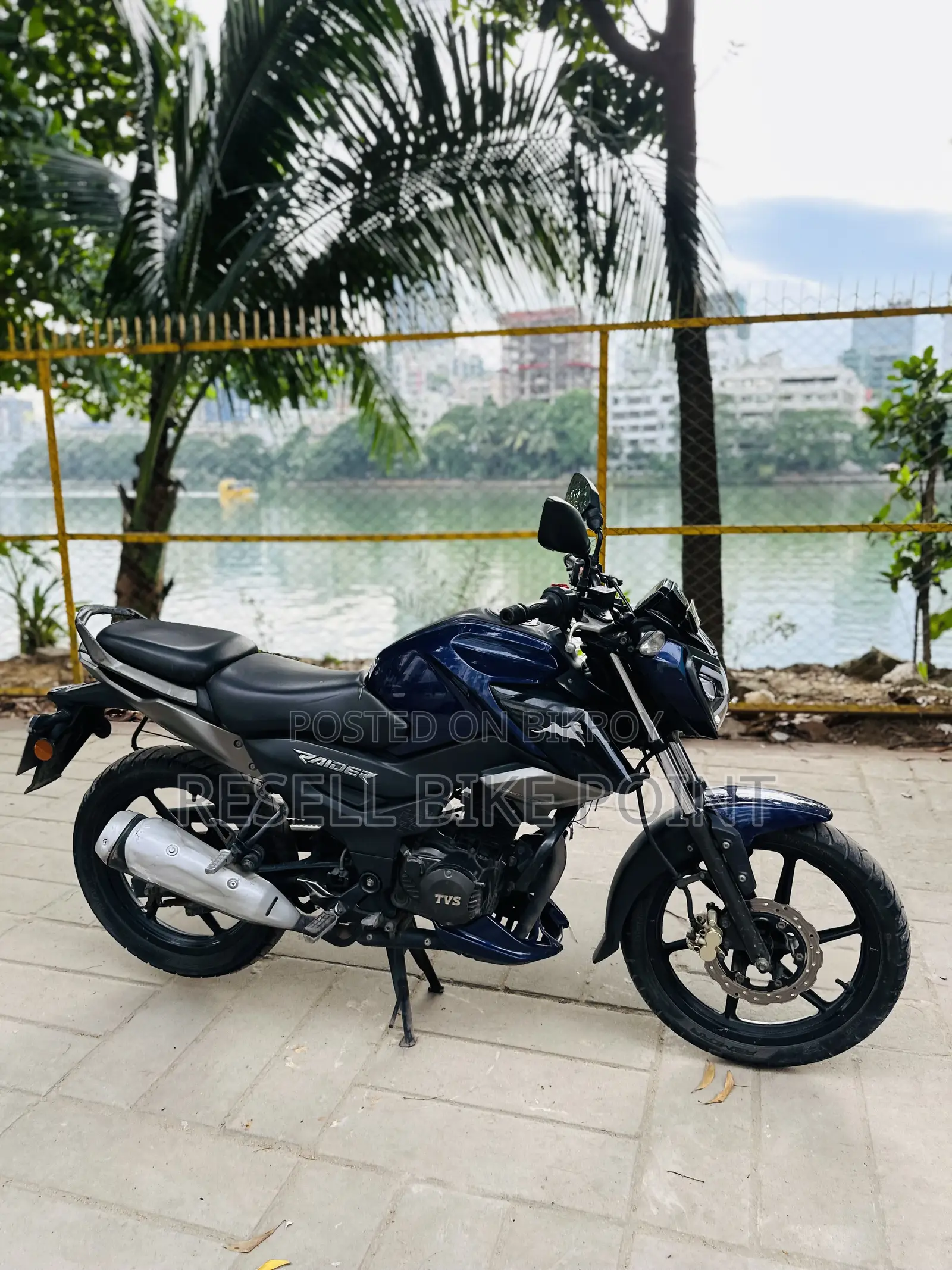 টিভিএস রাইডার ১২৫ ২০২২ নীল