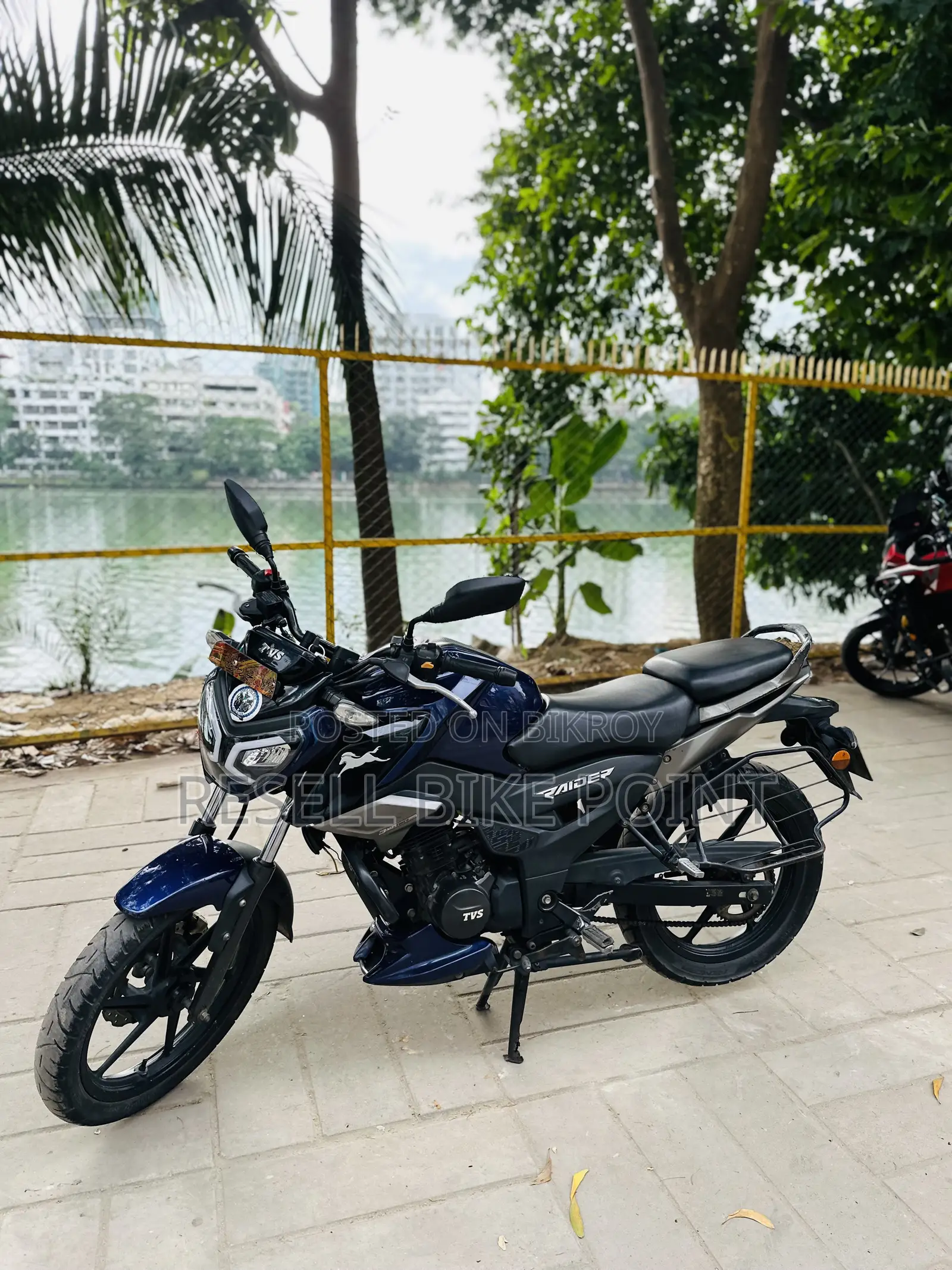 টিভিএস রাইডার ১২৫ ২০২২ নীল