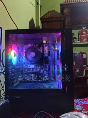 Desktop Computer 8GB AMD Ryzen 5 SSD 256GB