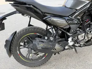 Hero Xtreme 125R 2025 Black