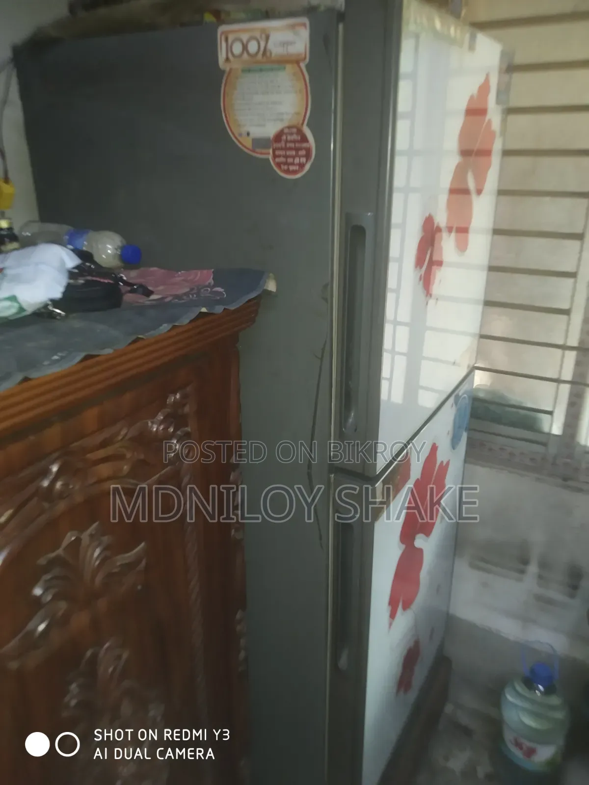 285লিটার দশ বছর ওয়ারেন্টি আছে টাকার দরকার তাই বিক্রি করবো ফুল ফ্রেশ