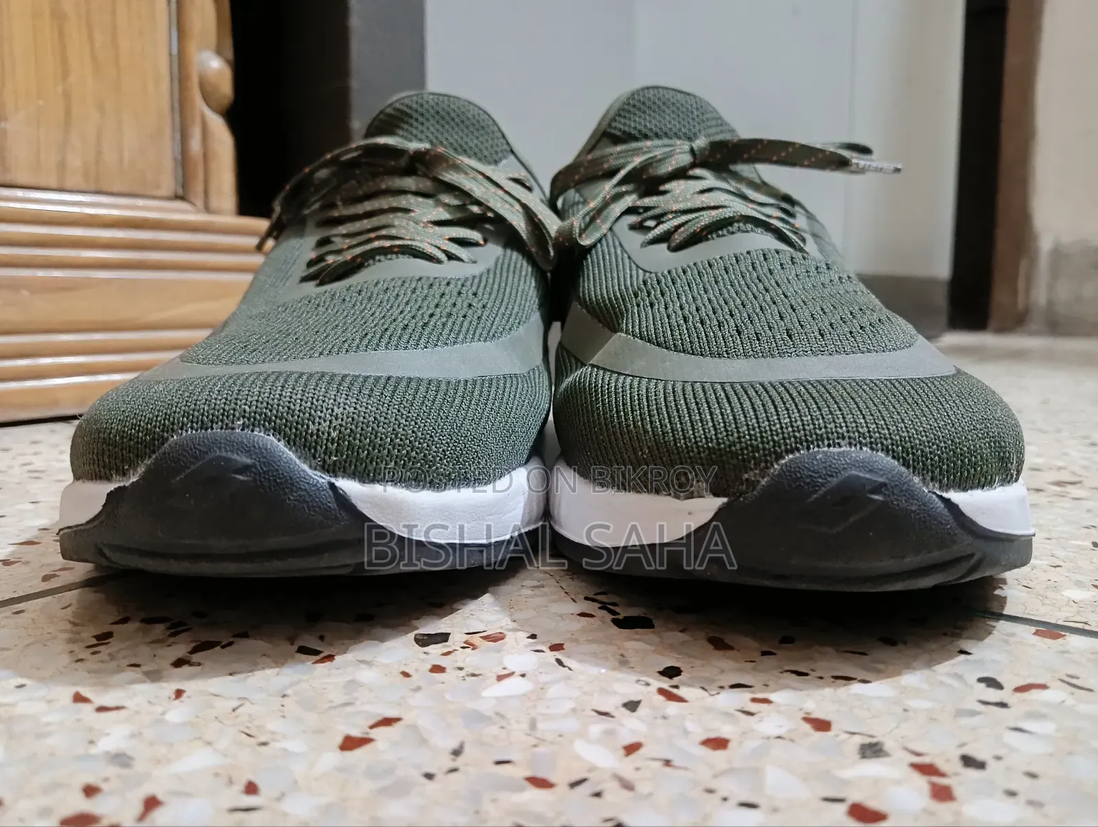 "Shoes Used for Only 2–3 Days – Almost Like New Condition"