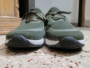 "Shoes Used for Only 2–3 Days – Almost Like New Condition"