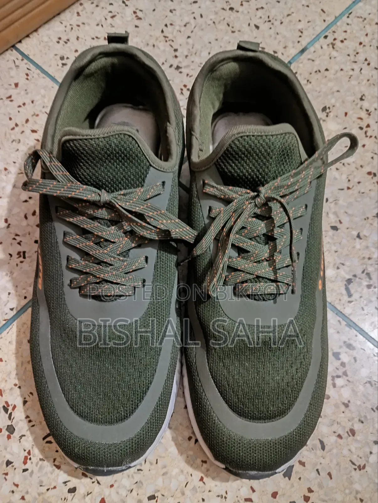"Shoes Used for Only 2–3 Days – Almost Like New Condition"