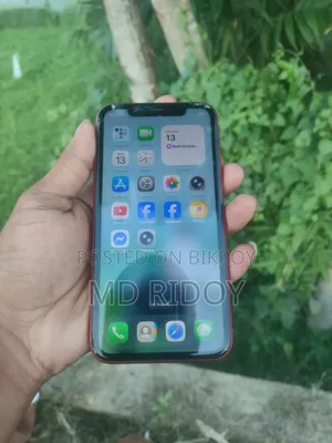 Apple iPhone 11 64 GB Red