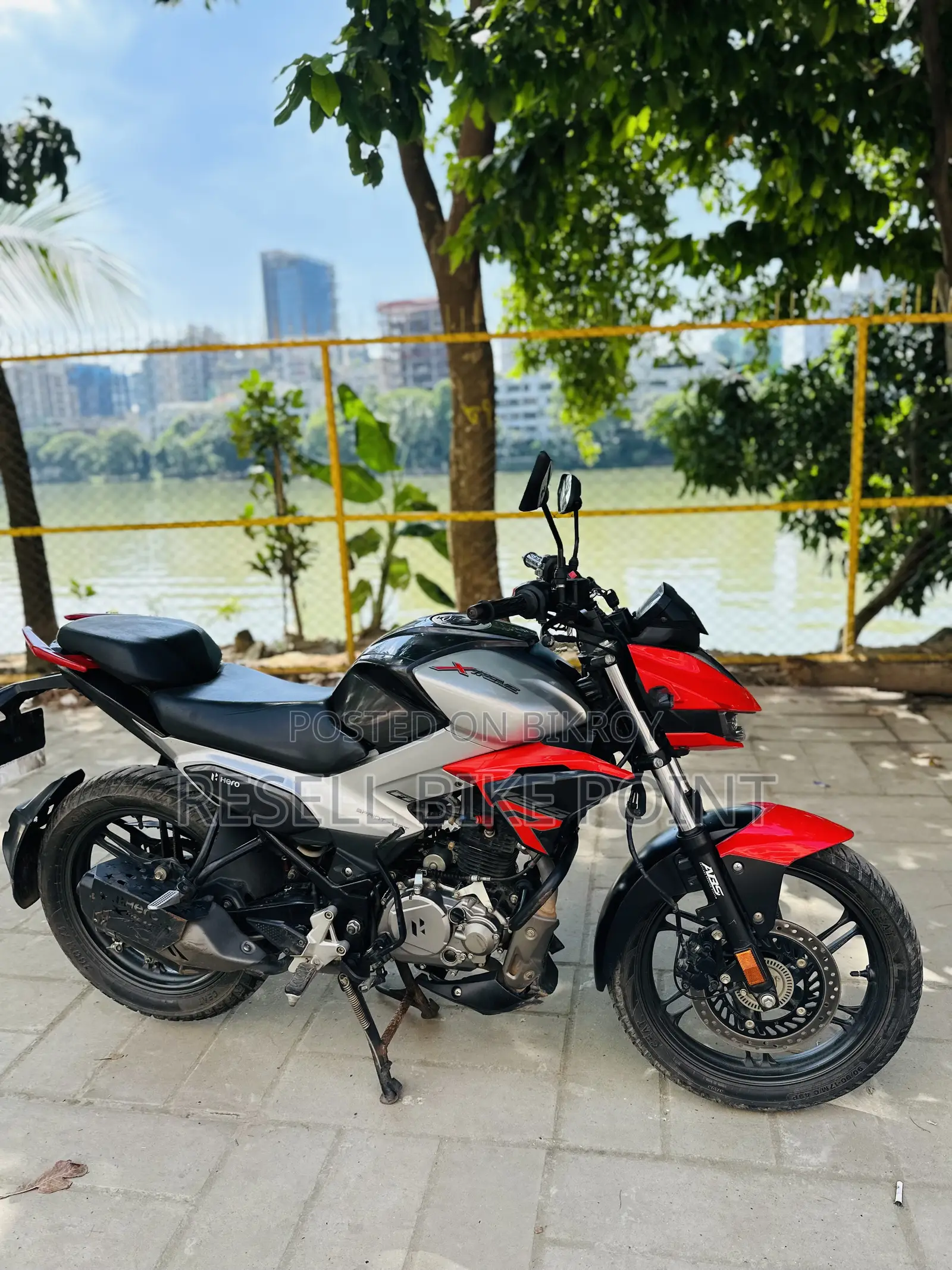 Hero Xtreme 125R 2026 Silver