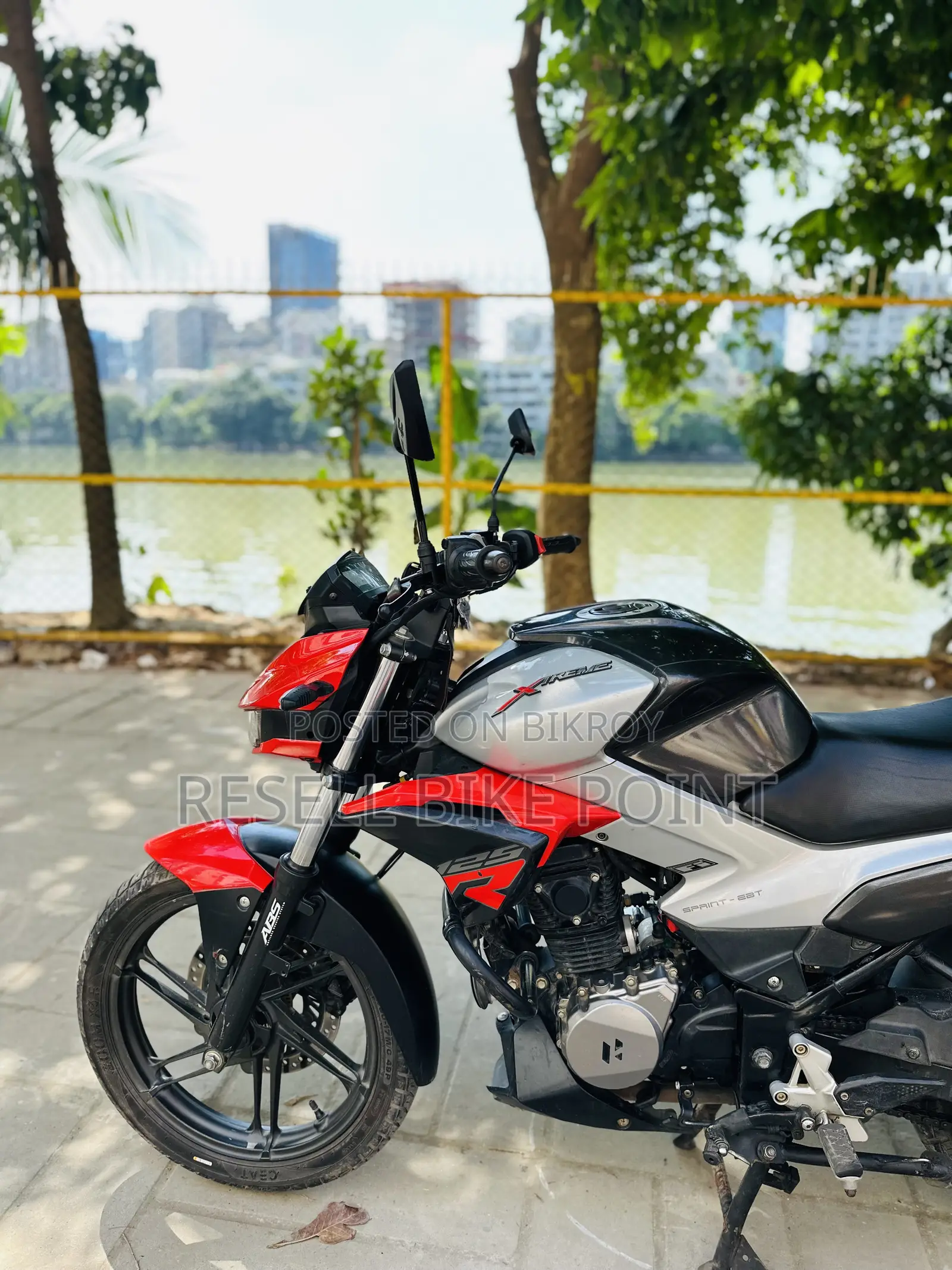 Hero Xtreme 125R 2026 Silver