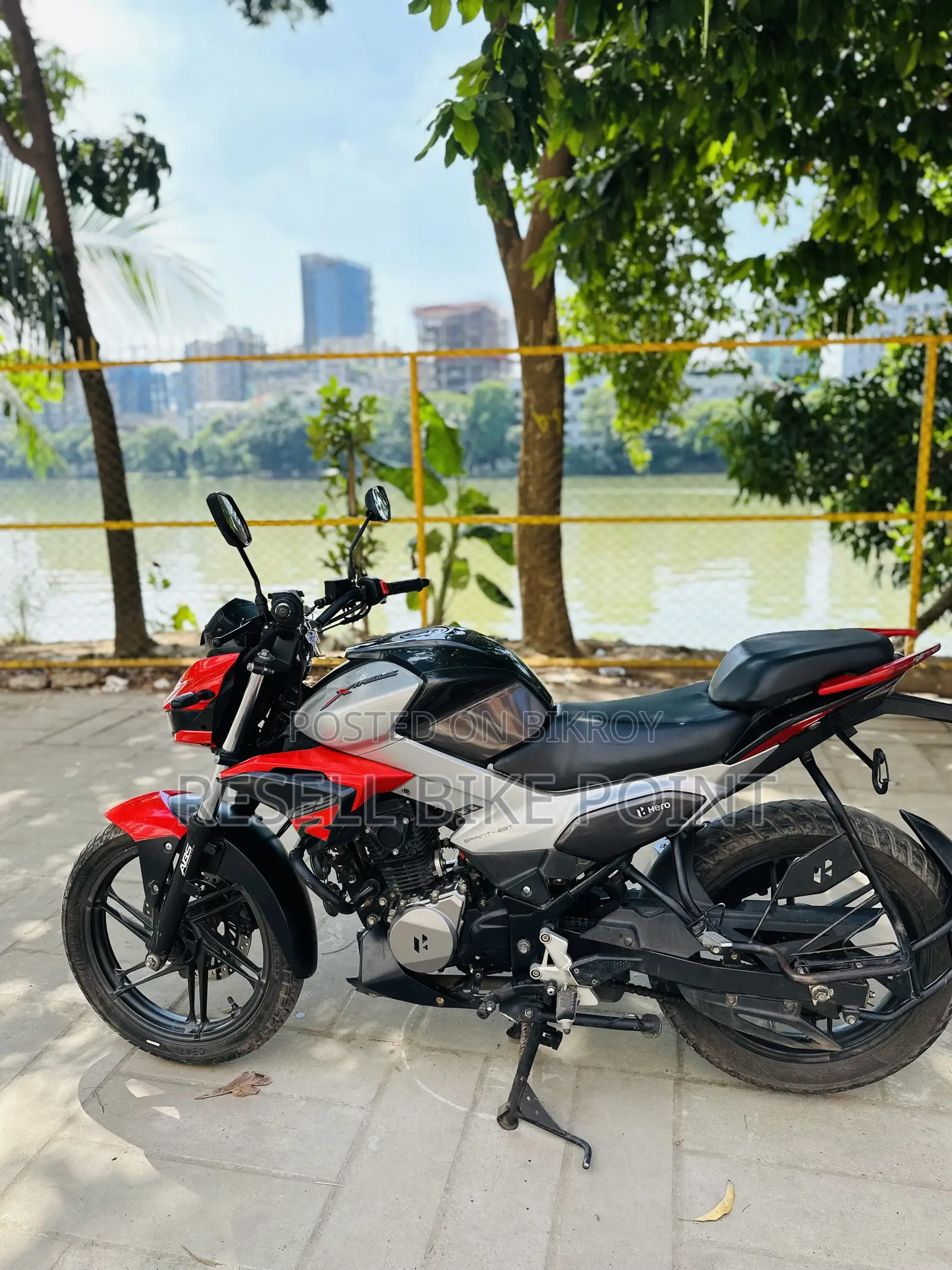 Hero Xtreme 125R 2026 Silver