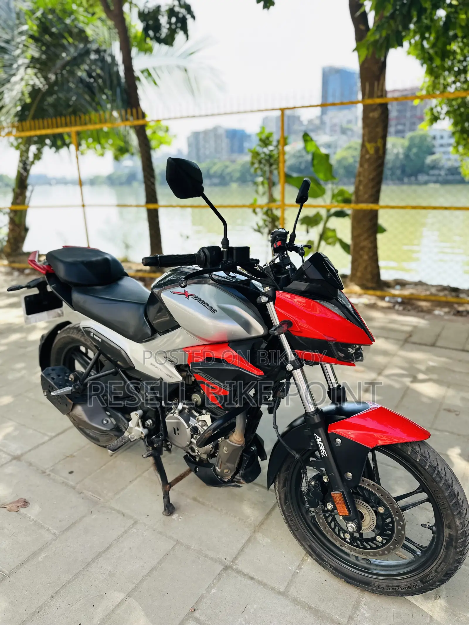 Hero Xtreme 125R 2026 Silver