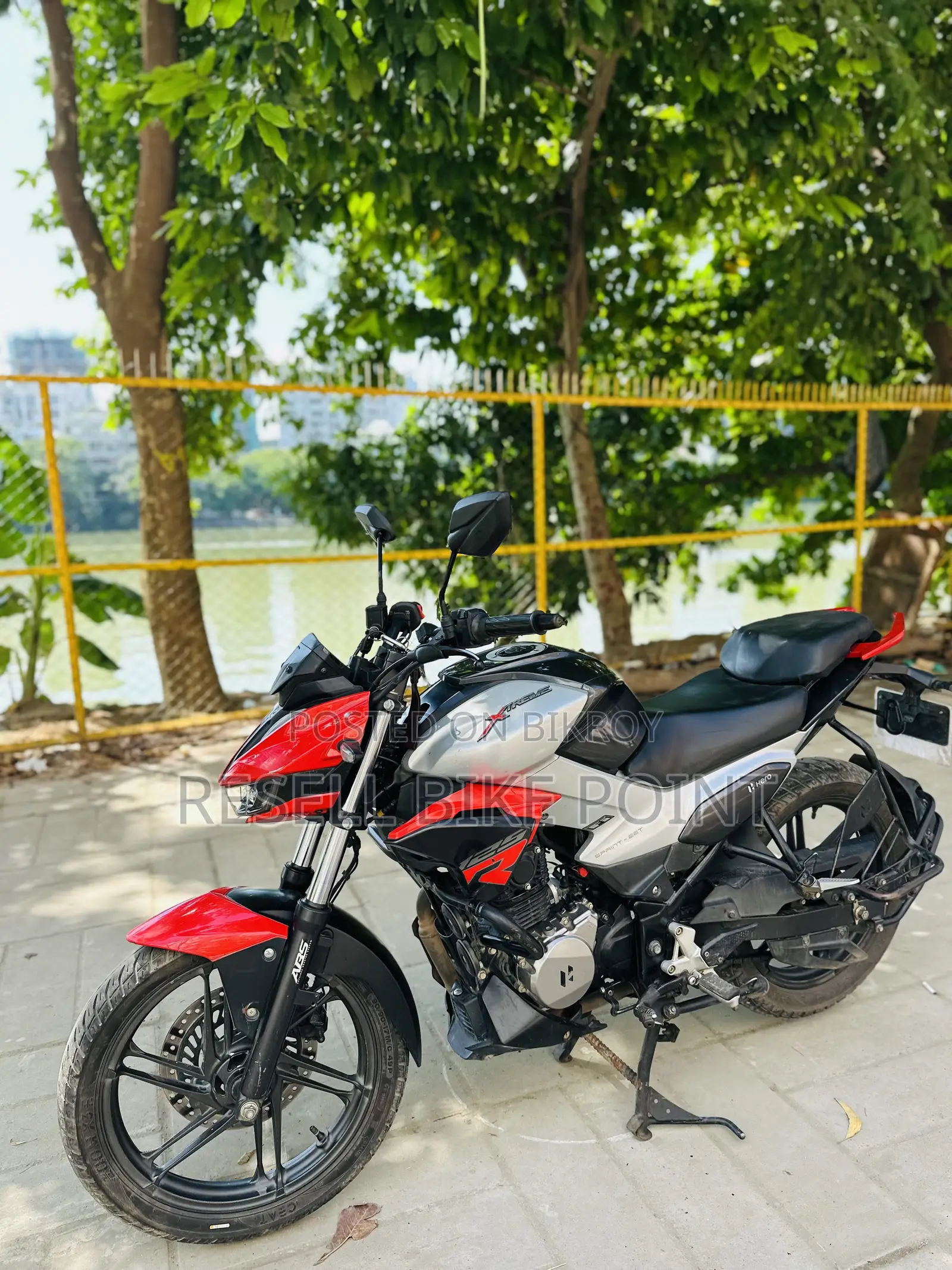 Hero Xtreme 125R 2026 Silver