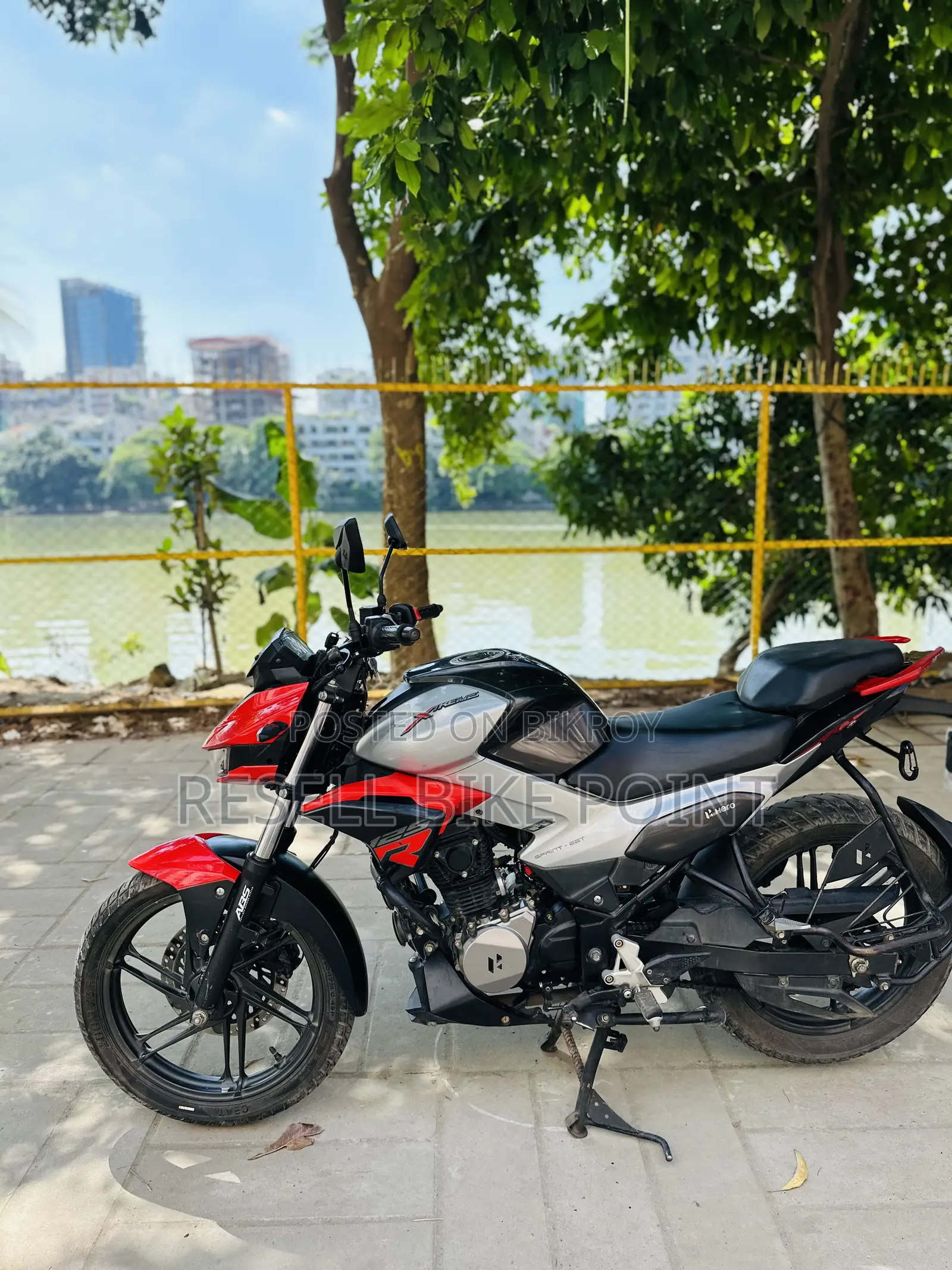 Hero Xtreme 125R 2026 Silver