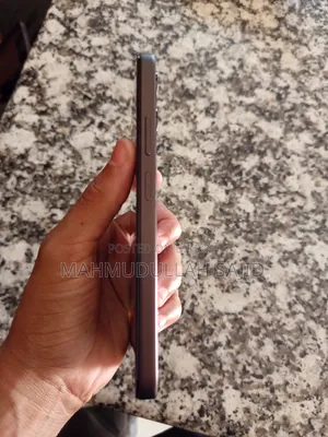 New Oppo A6 128 GB Red