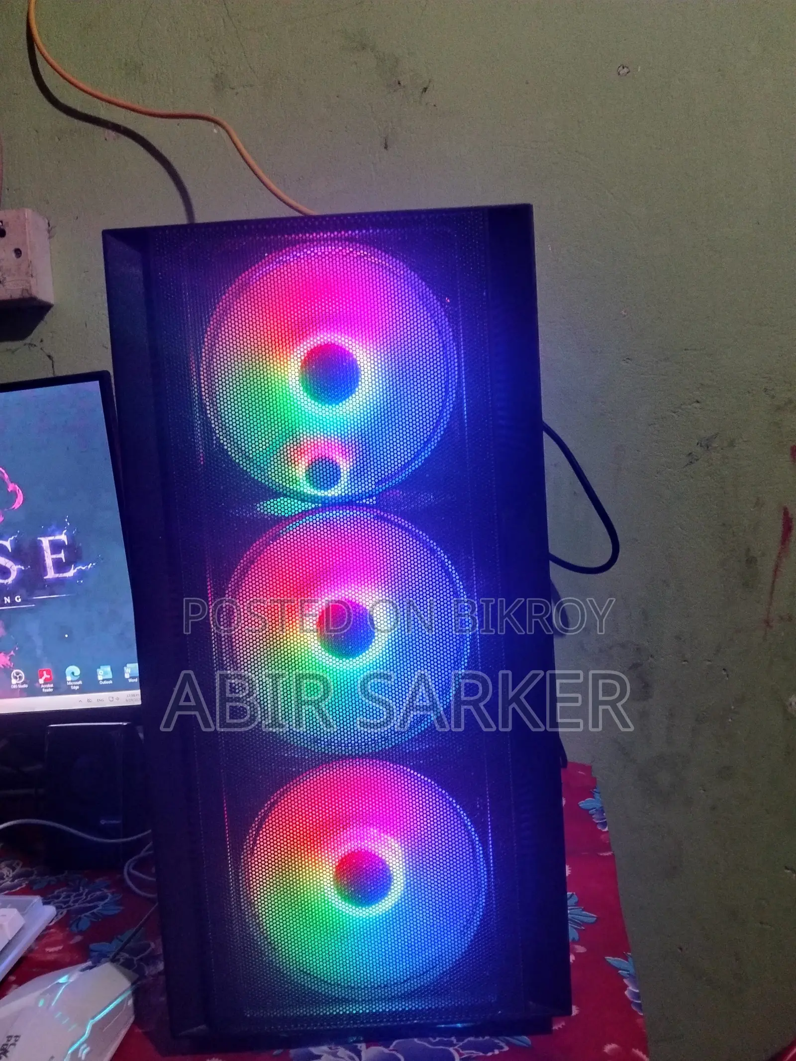 Desktop Computer 8GB AMD Ryzen 5 SSD 256GB