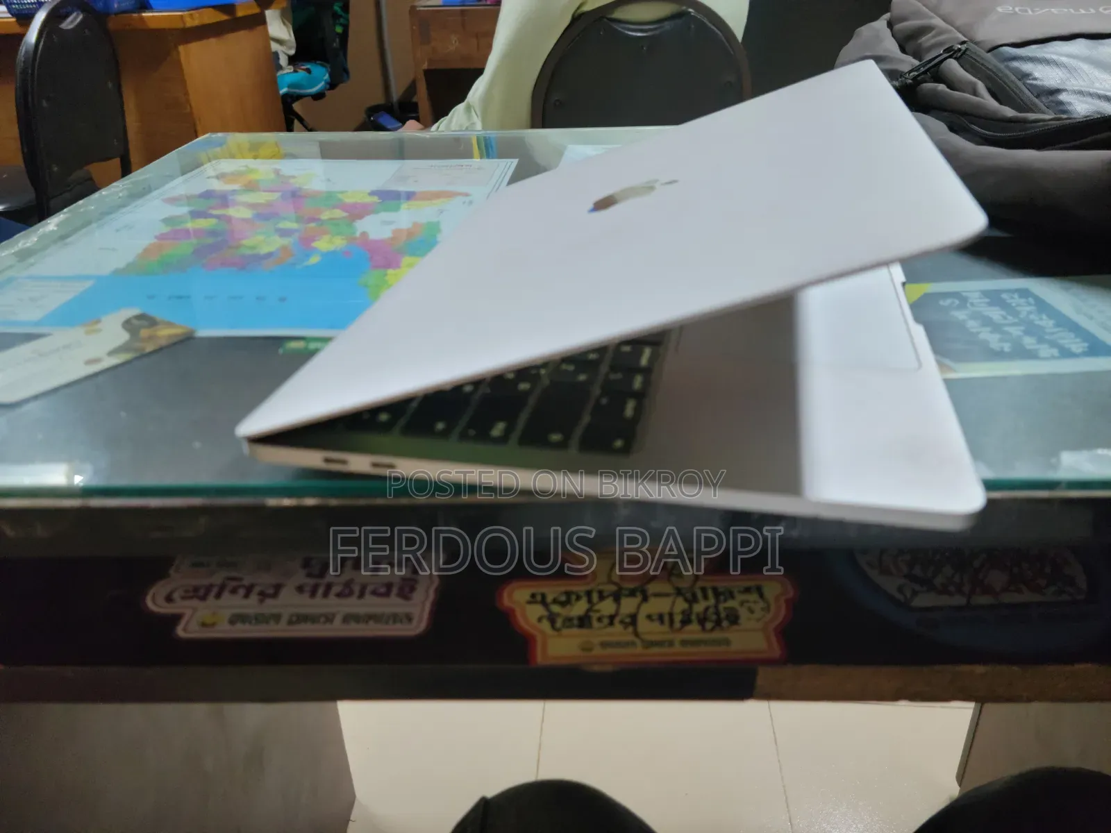 Laptop Apple MacBook Pro 2020 8GB Intel Core i7 SSHD+SSD 512GB