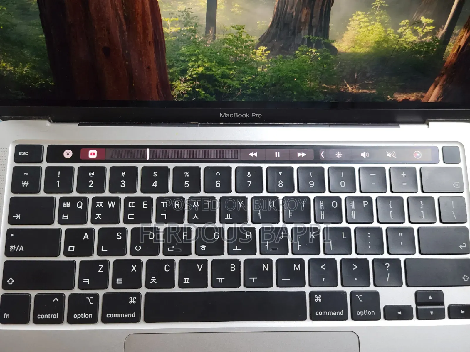 Laptop Apple MacBook Pro 2020 8GB Intel Core i7 SSHD+SSD 512GB