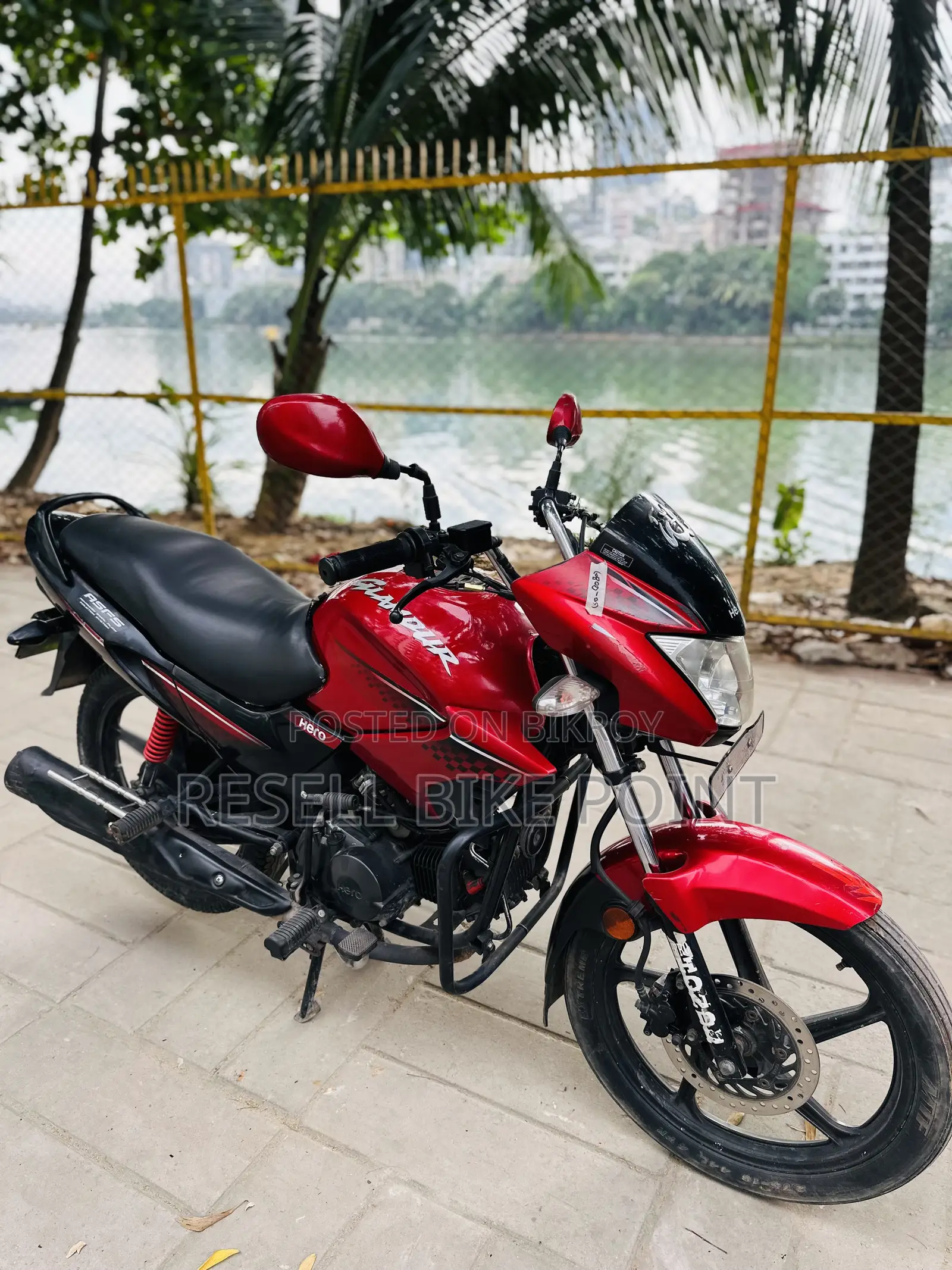 Hero Glamour 2019 Red