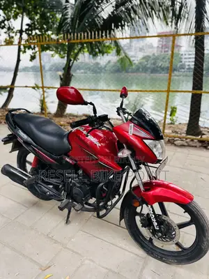 Hero Glamour 2019 Red