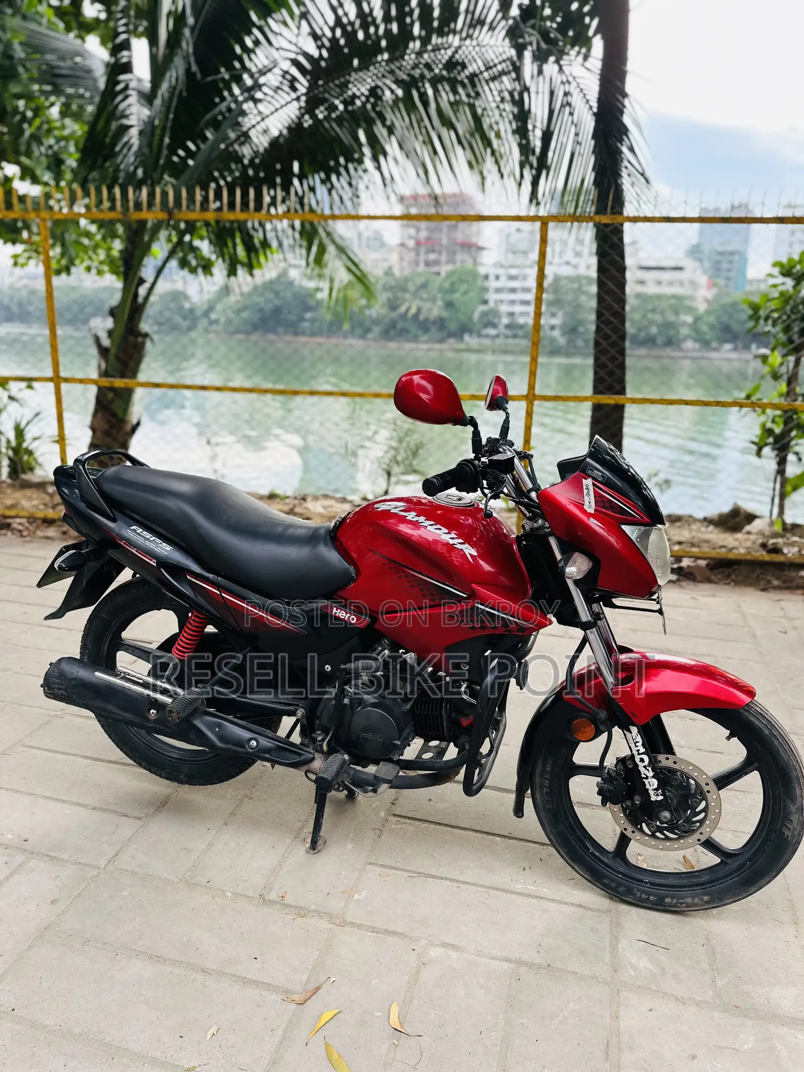 Hero Glamour 2019 Red