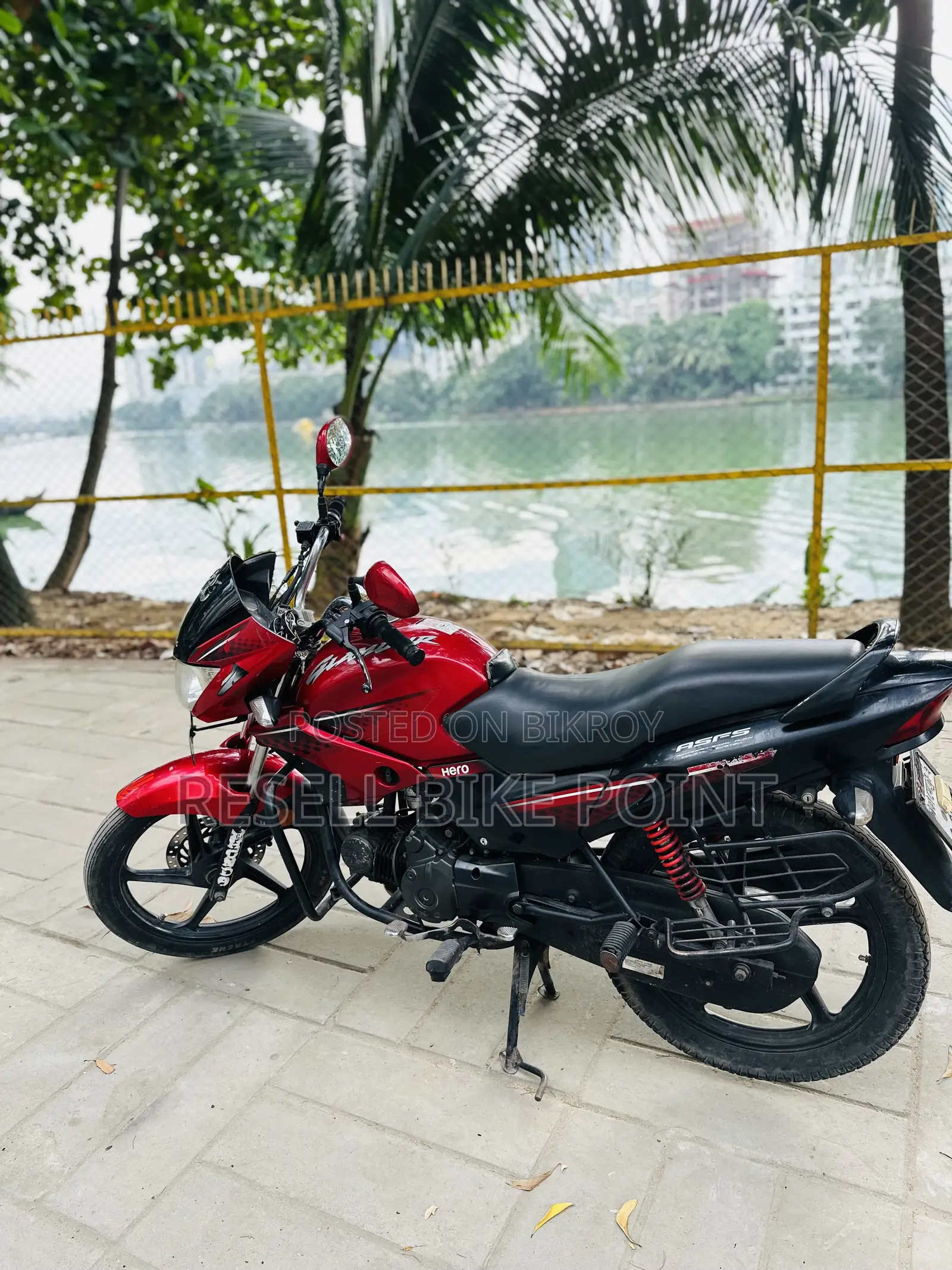 Hero Glamour 2019 Red