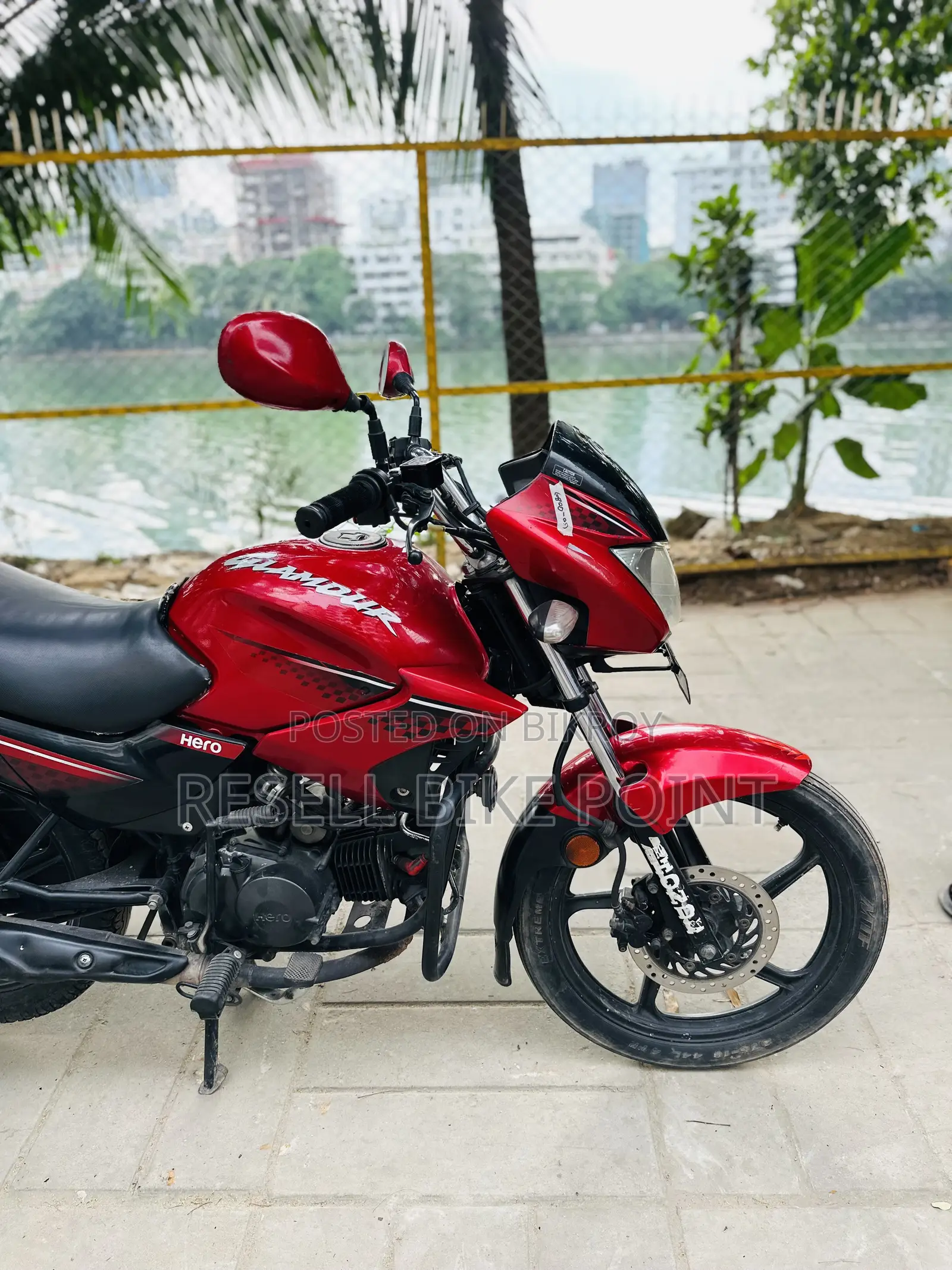 Hero Glamour 2019 Red