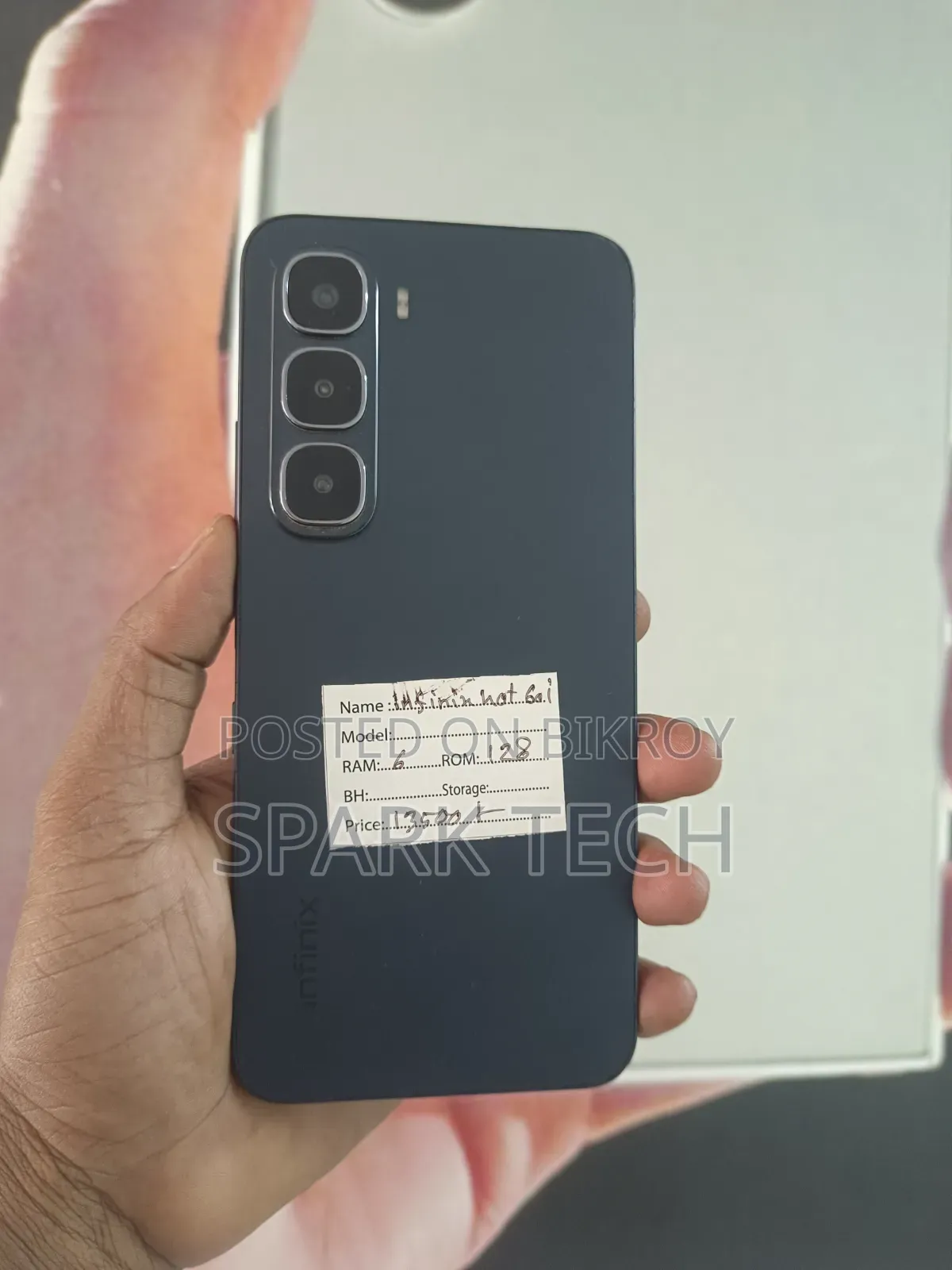 ইনফিনিক্স হট ৬০আই ১২৮ জিবি