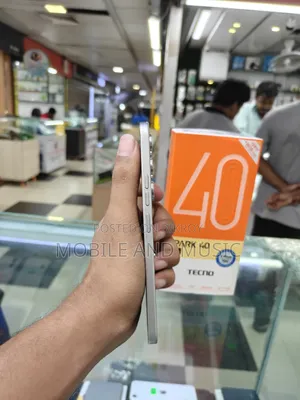 টেকনো স্পার্ক ৪০ প্রো ১২৮ জিবি সিলভার