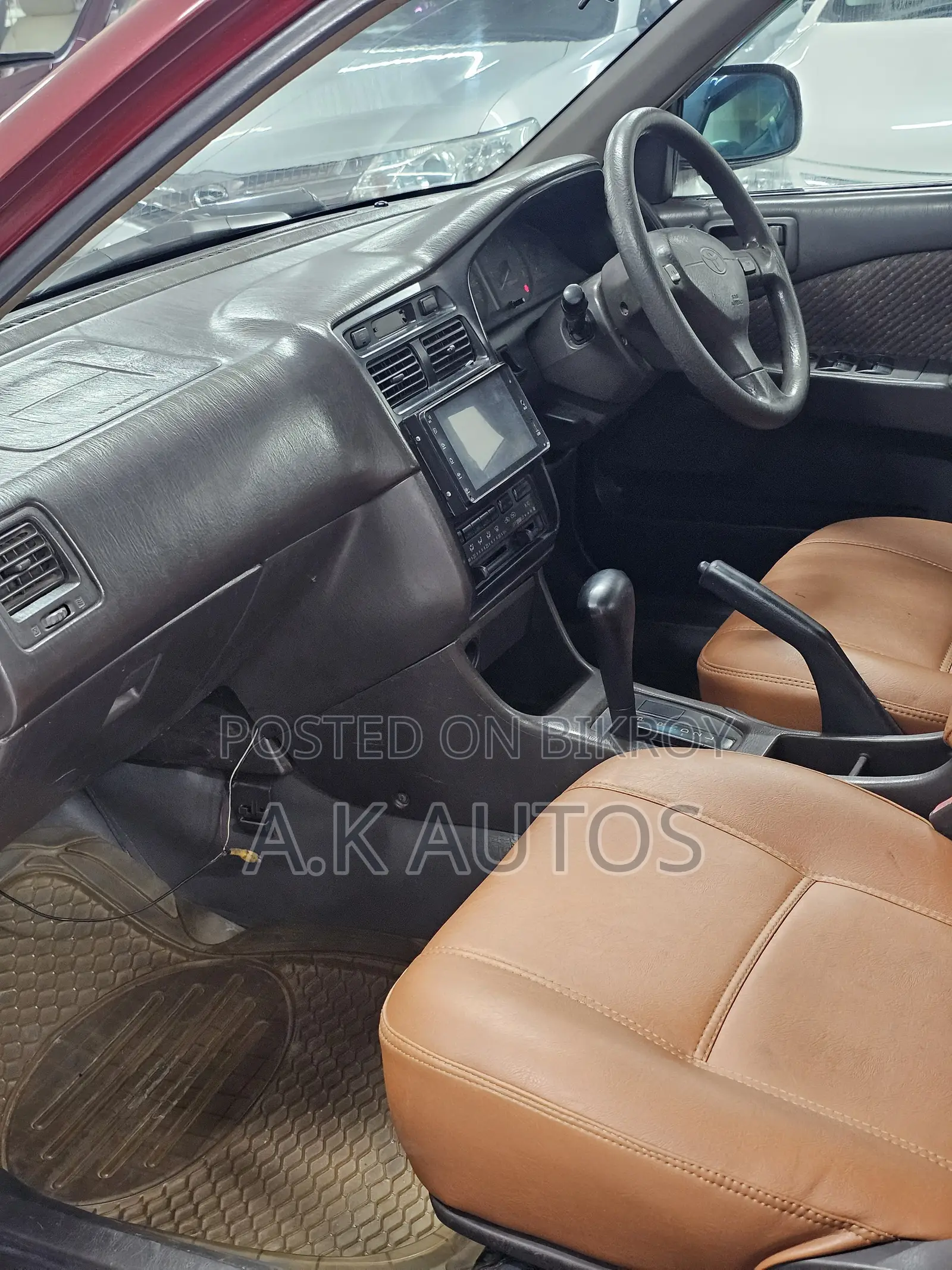 Toyota Carina 1.5 Front-Wheel Drive Sedan 1997 Red
