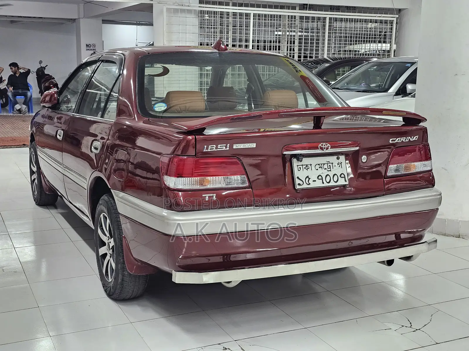 Toyota Carina 1.5 Front-Wheel Drive Sedan 1997 Red