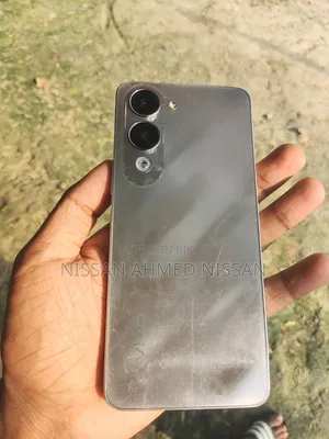 New Vivo Y20S 128 GB Silver