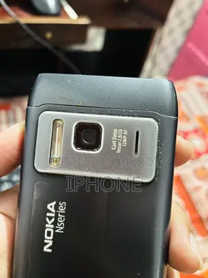 Nokia N8 16 GB Gray