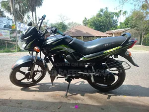 TVS Metro 2016 Green