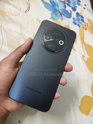 টেকনো স্পার্ক ৩০সি ১২৮ জিবি কালো