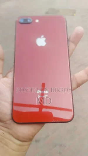 অ্যাপল আইফোন ৮ প্লাস ৬৪ জিবি কালো