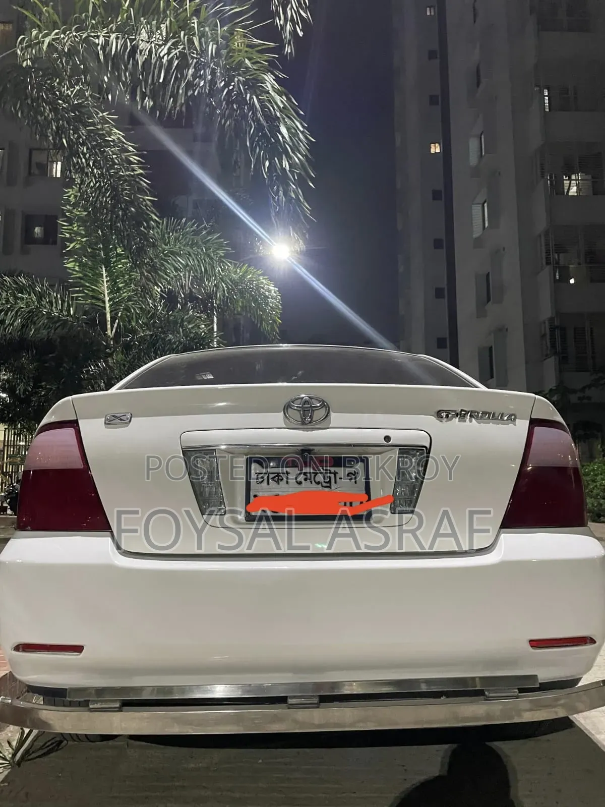 টয়োটা করোল্লা ২০০৬ সাদা