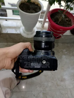Nikon DSLR D5300