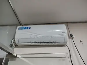 Fresh Condition Walton 1 Ton AC Urgently for Sale