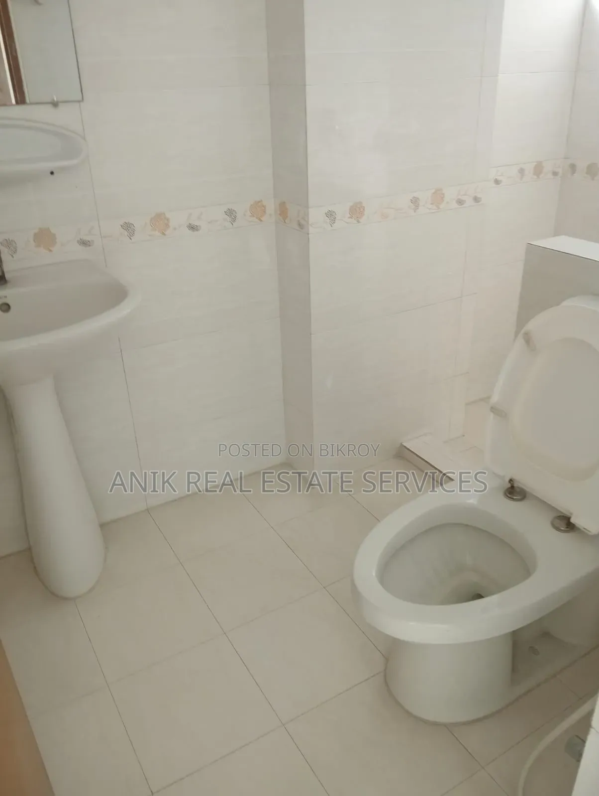 3 Bedroom Apartment in Anik Real Estate, Gulshan for rent