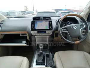 Toyota Land Cruiser Prado 2022 Pearl