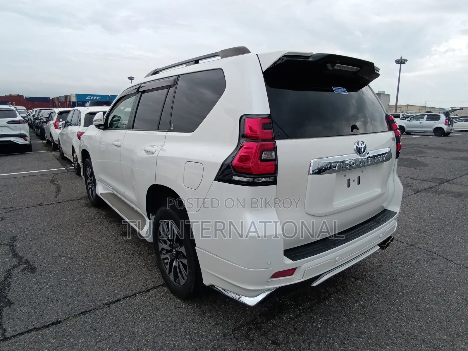 Toyota Land Cruiser Prado 2022 Pearl