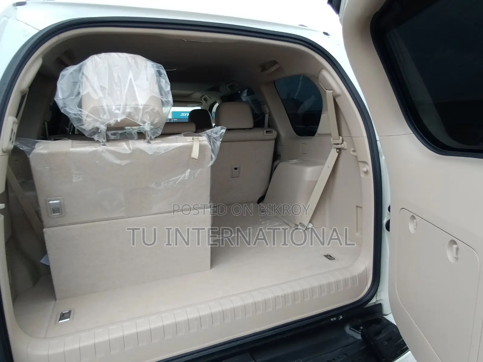 Toyota Land Cruiser Prado 2022 Pearl