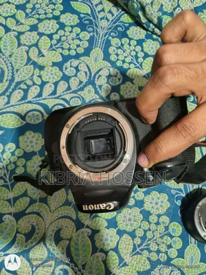 ক্যানন ৬০০ডি ফ্রেশ কন্ডিশন