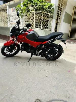 Hero Thriller 160R 4V 2022 Red