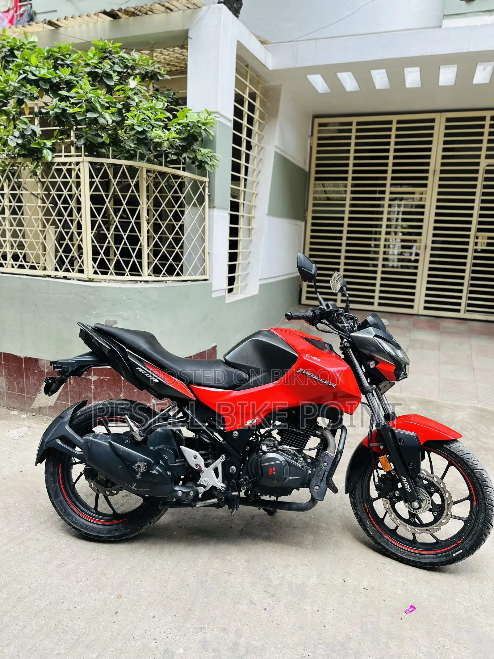 Hero Thriller 160R 4V 2022 Red