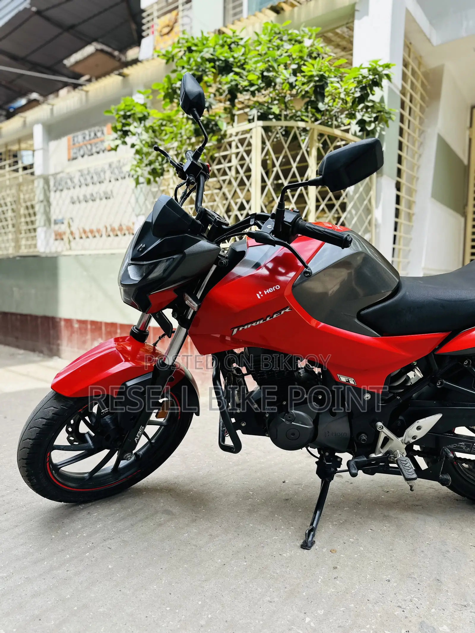 Hero Thriller 160R 4V 2022 Red