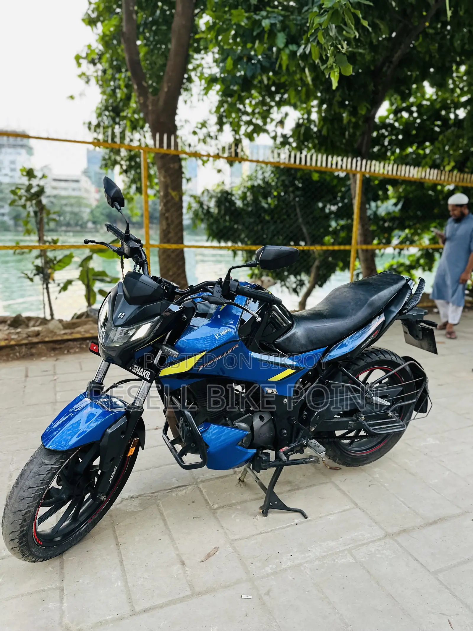 Hero Thriller 160R 2022 Blue